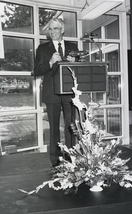 C2015-0001/026(39) - D. Coates - New Innovation Centre Opening