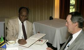 C2015-0001/023(05) - Ferdinand Ruhinda - Visitor from Tanzania