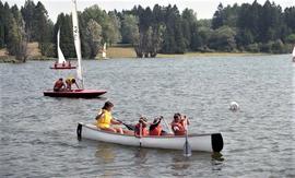 C2015-0001/024(05) - King Campus - Kids at Recreation Island