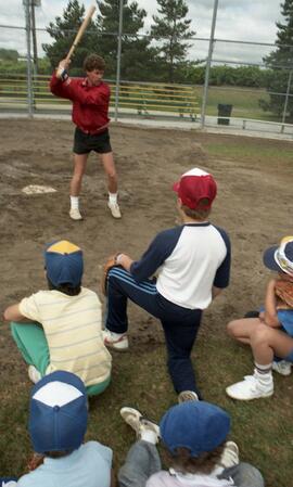 C2015-0001/028(21) - Baseball Sports Camps