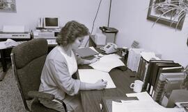 C2015-0001/029(20) - Student in Office